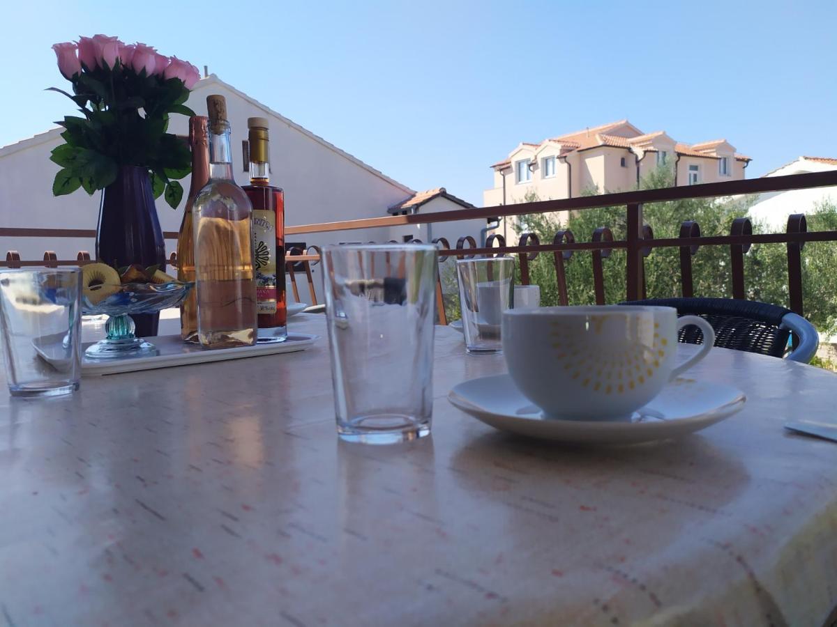 Apartments Samodol Vodice Extérieur photo